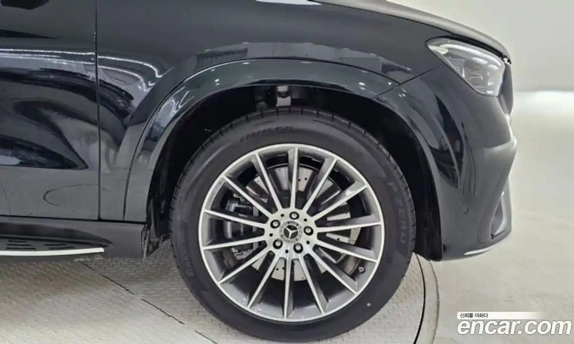 Mercedes-Benz GLE-Class 2025 3.0 Автомат в Москве № 622624, фото 5