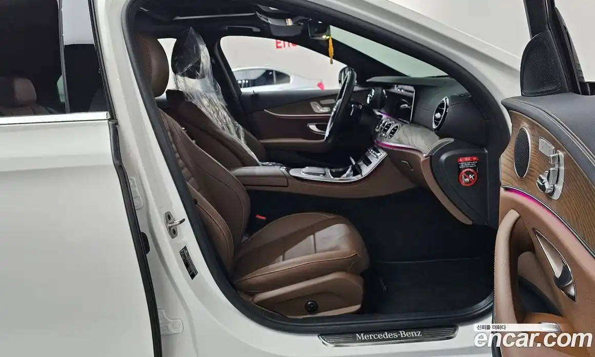 Mercedes-Benz E-Class 2021 2.0 Автомат в Москве № 623026, фото 11