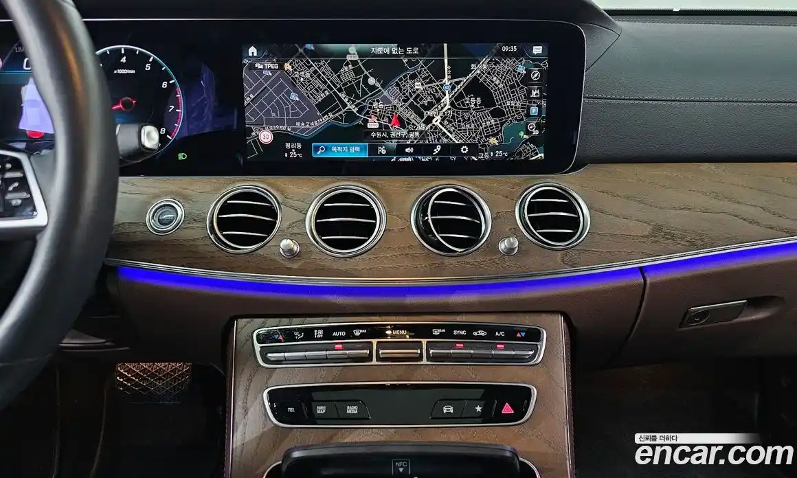 Mercedes-Benz E-Class 2021 2.0 Автомат в Москве № 623026, фото 14