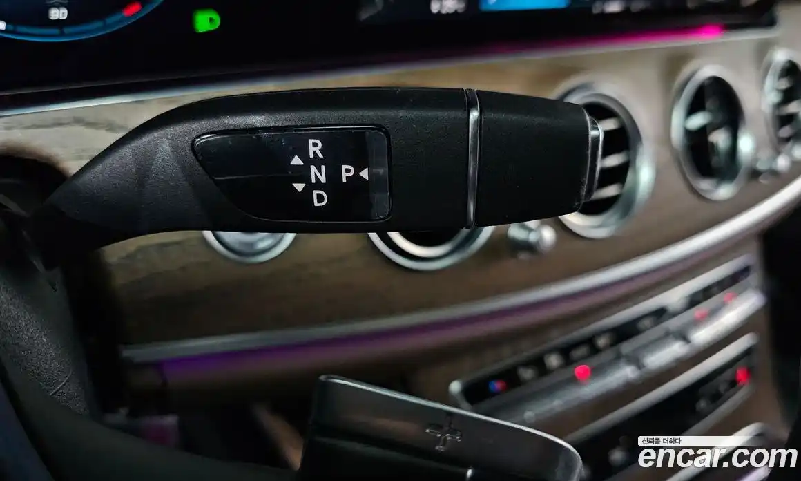 Mercedes-Benz E-Class 2021 2.0 Автомат в Москве № 623026, фото 9