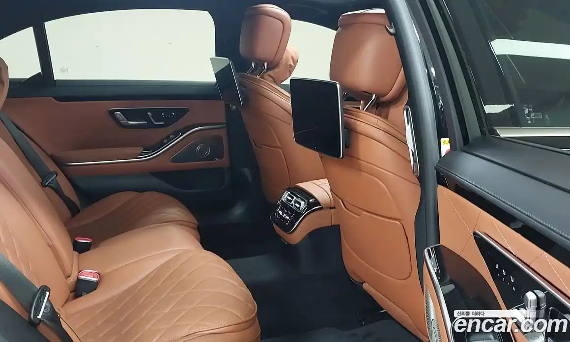 Mercedes-Benz S-Class 2023 3.0 Автомат в Москве № 623312, фото 10