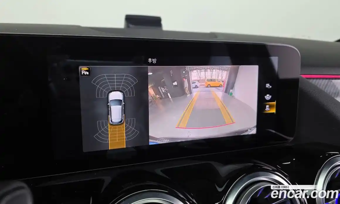 Mercedes-Benz GLA-Class 2021 2.0 Автомат в Москве № 623485, фото 15