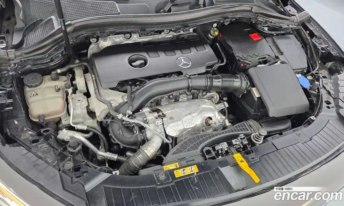 Mercedes-Benz GLA-Class 2021 2.0 Автомат в Москве № 623485, фото 6