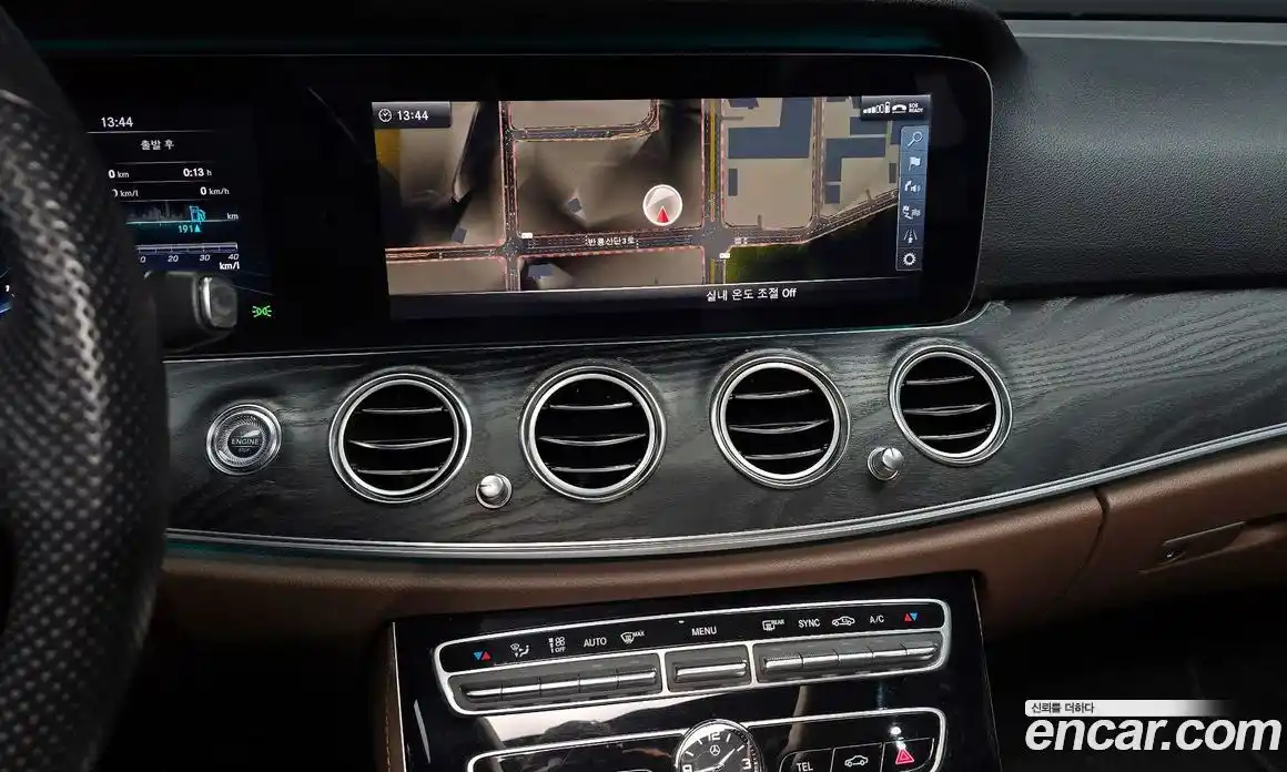 Mercedes-Benz E-Class 2018 2.0 Автомат в Москве № 624182, фото 16