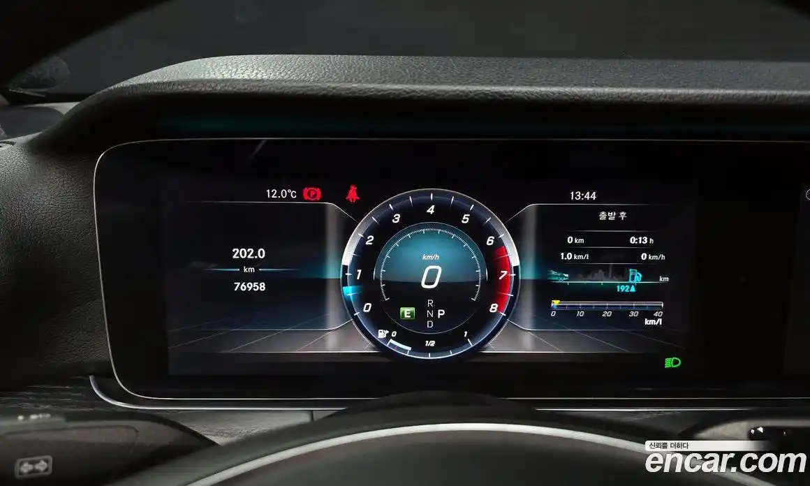 Mercedes-Benz E-Class 2018 2.0 Автомат в Москве № 624182, фото 8