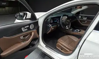 Mercedes-Benz E-Class 2018 2.0 Автомат в Москве № 624182, миниатюра 10