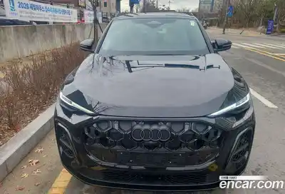 Audi Q5 2025 2.0 Автомат в Москве № 624587, миниатюра 3