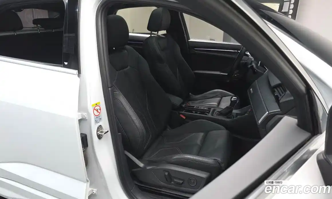 Audi Q3 2023 2.0 Автомат в Москве № 624905, фото 11