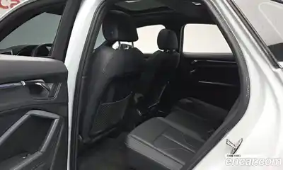 Audi Q3 2023 2.0 Автомат в Москве № 624905, миниатюра 10