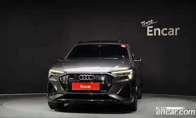 Audi e-tron 2021 0.2 Автомат в Москве № 625465, миниатюра 3