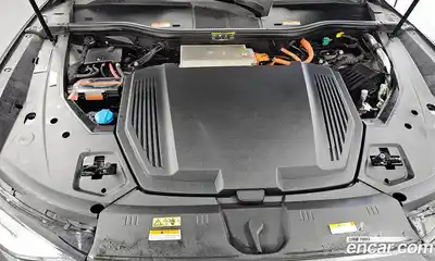 Audi e-tron 2021 0.2 Автомат в Москве № 625465, миниатюра 6