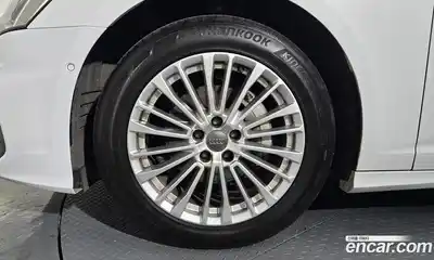 Audi A6 2021 2.0 Автомат в Москве № 625497, миниатюра 4