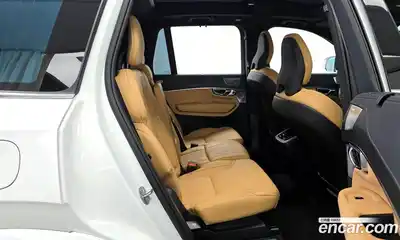 Volvo XC90 2024 2.0 Автомат в Москве № 626147, миниатюра 10