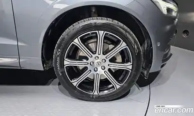 Volvo XC60 2020 2.0 Автомат в Москве № 626259, миниатюра 5