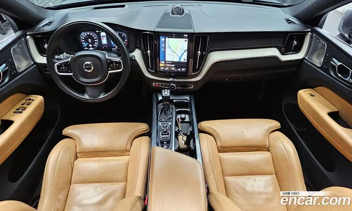 Volvo XC60 2020 2.0 Автомат в Москве № 626259, фото 7