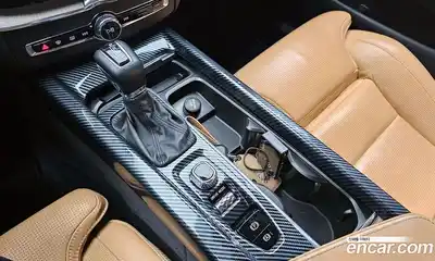 Volvo XC60 2020 2.0 Автомат в Москве № 626259, миниатюра 9