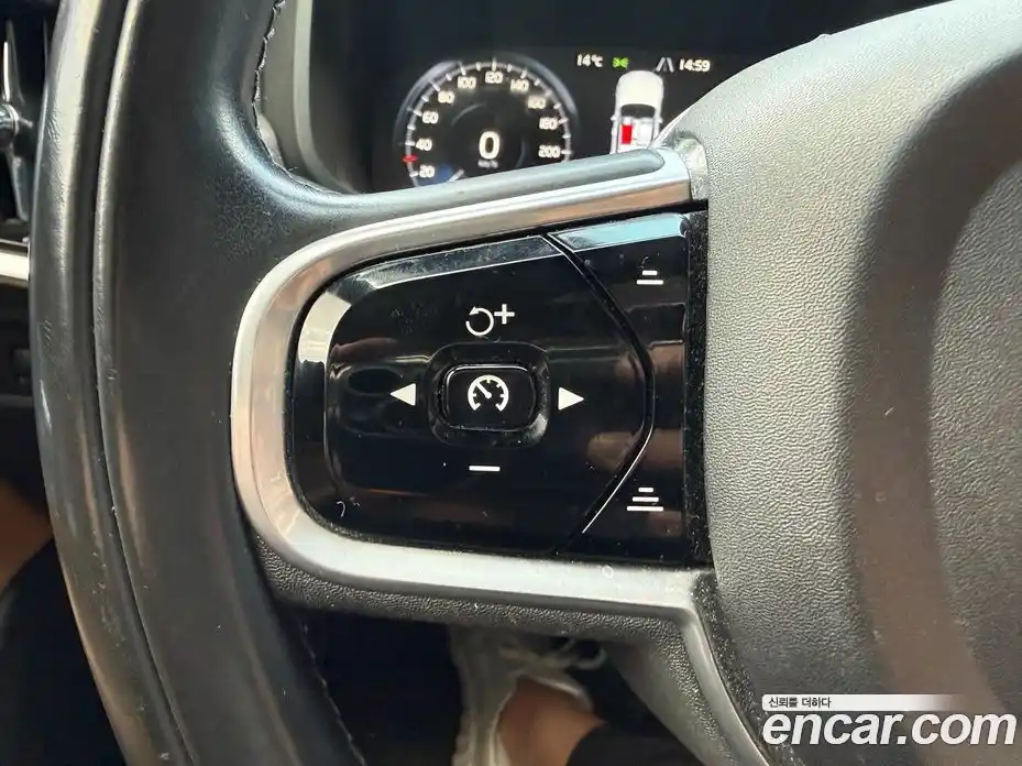 Volvo V90 2018 2.0 Автомат в Москве № 626397, фото 11