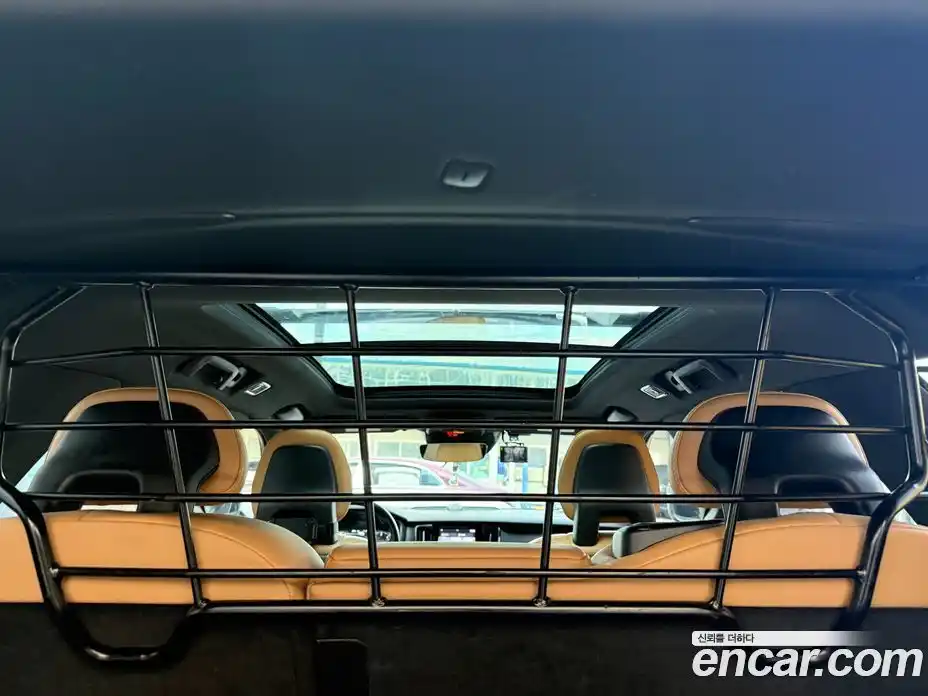 Volvo V90 2018 2.0 Автомат в Москве № 626397, фото 13