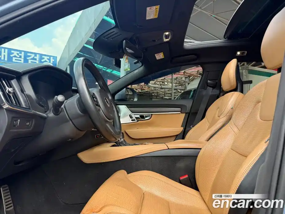 Volvo V90 2018 2.0 Автомат в Москве № 626397, фото 7