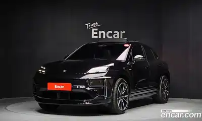 Porsche Macan, 2025
