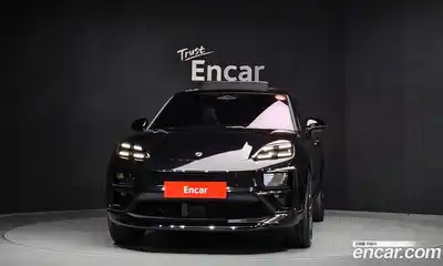 Porsche Macan 2025 0.1 Автомат в Москве № 626658, миниатюра 3