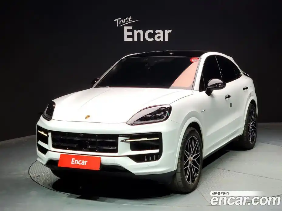 Porsche Cayenne 2025 3.0 Автомат в Москве № 626724, фото 1