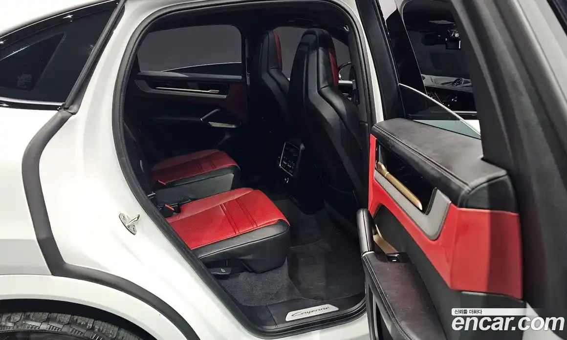 Porsche Cayenne 2025 3.0 Автомат в Москве № 626724, фото 11