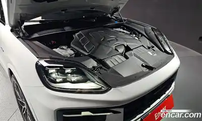 Porsche Cayenne 2025 3.0 Автомат в Москве № 626724, миниатюра 6