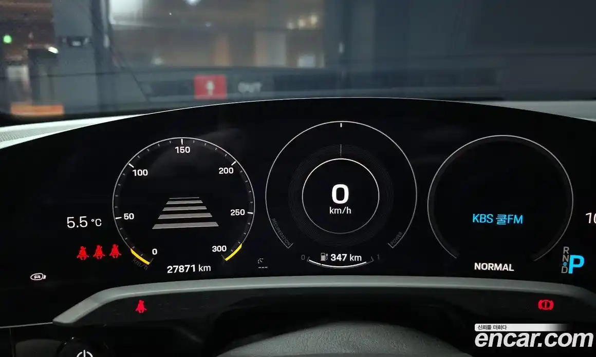 Porsche Taycan 2022 0.1 Автомат в Москве № 626746, фото 8