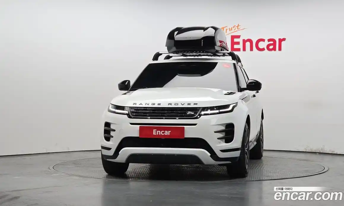 Land Rover Range-Rover Evoque 2024 2.0 Автомат в Москве № 627302, фото 3