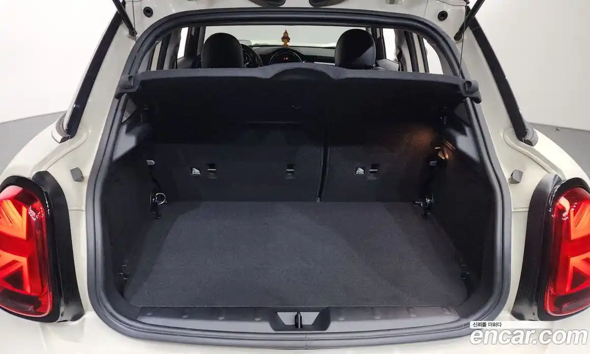 Mini Cooper 2022 2.0 Автомат в Москве № 627732, фото 19