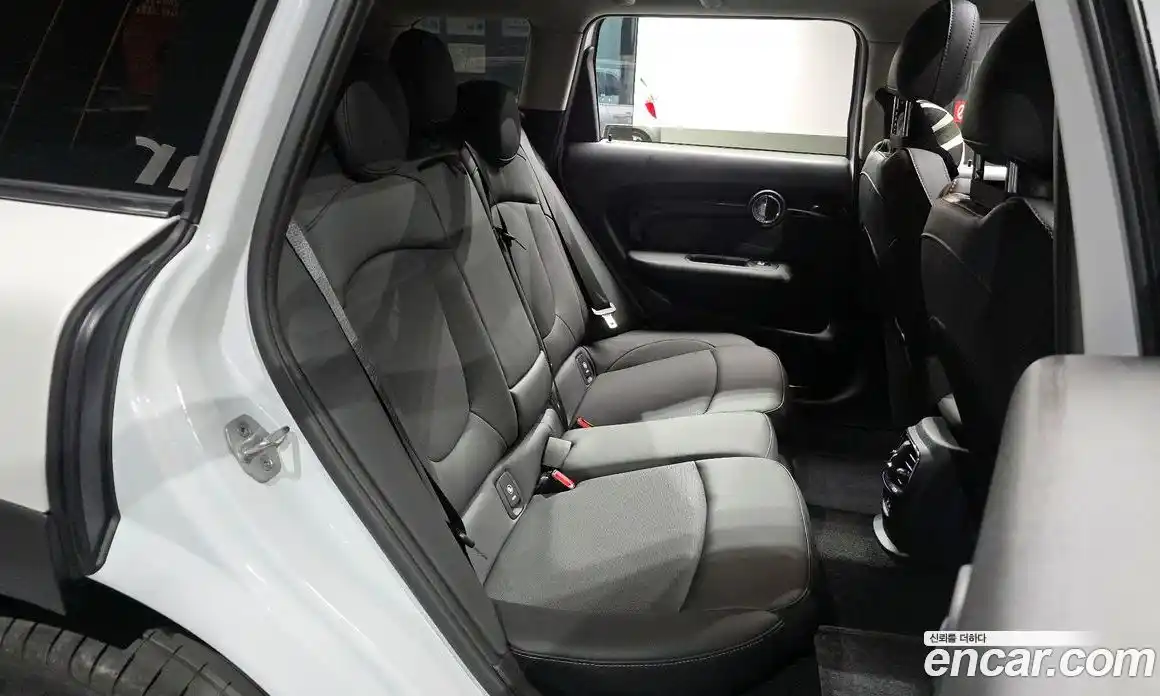 Mini Clubman 2024 1.5 Автомат в Москве № 627765, фото 12