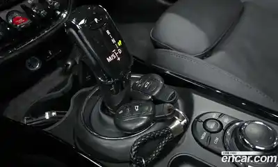 Mini Clubman 2024 1.5 Автомат в Москве № 627765, миниатюра 9