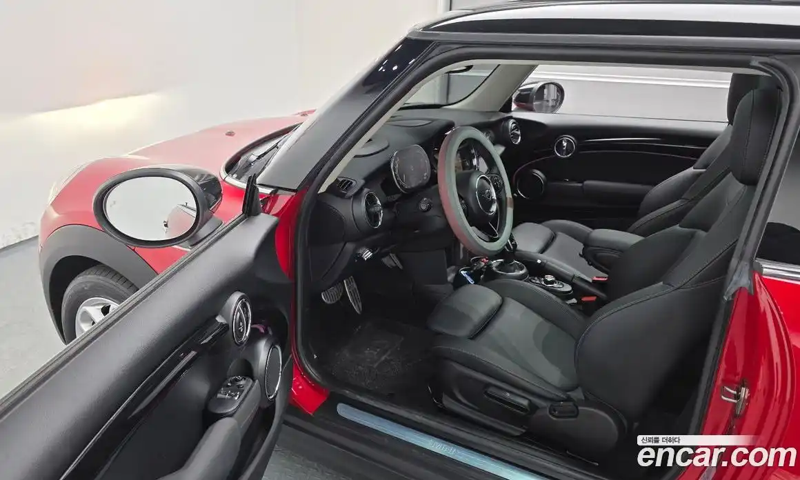 Mini Cooper 2021 1.5 Автомат в Москве № 627821, фото 11