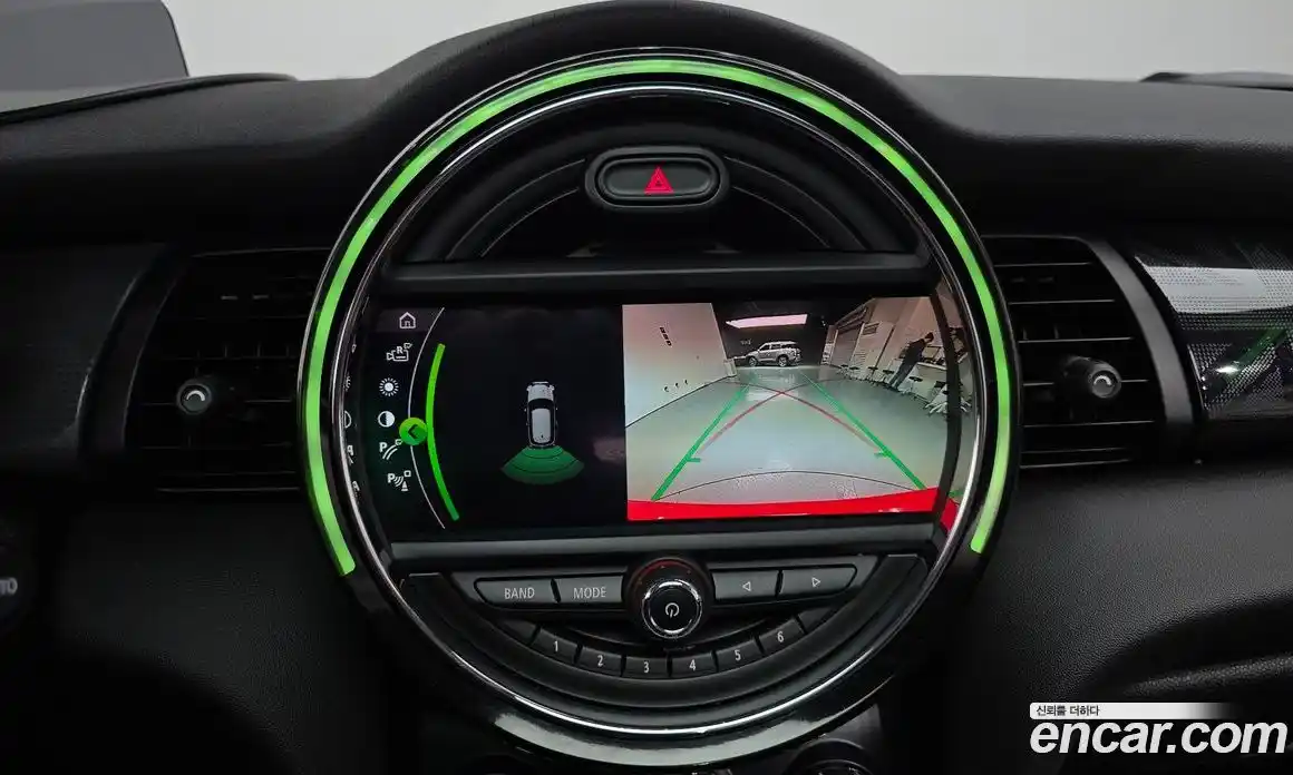 Mini Cooper 2021 1.5 Автомат в Москве № 627821, фото 14