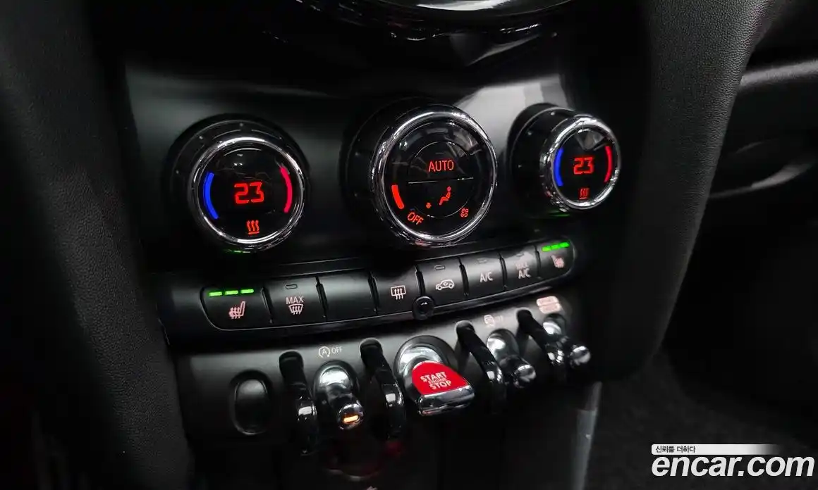 Mini Cooper 2021 1.5 Автомат в Москве № 627821, фото 16