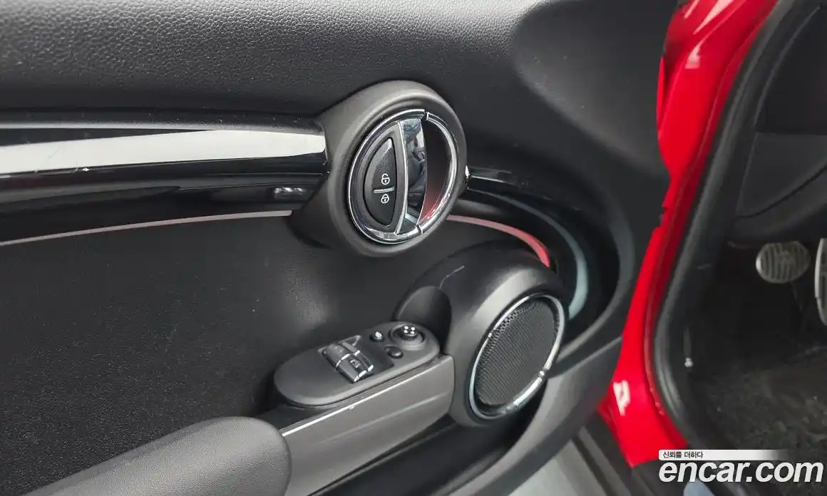 Mini Cooper 2021 1.5 Автомат в Москве № 627821, фото 19