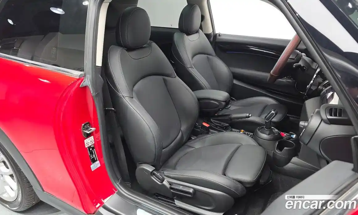 Mini Cooper 2021 1.5 Автомат в Москве № 627821, фото 10