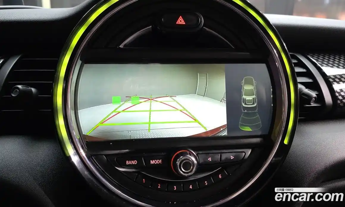 Mini Cooper 2015 2.0 Автомат в Москве № 628209, фото 14