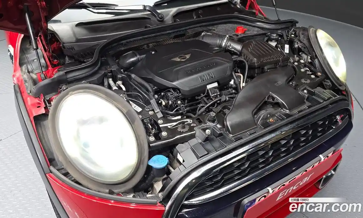 Mini Cooper 2015 2.0 Автомат в Москве № 628209, фото 6