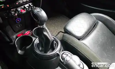 Mini Cooper 2015 2.0 Автомат в Москве № 628209, миниатюра 9