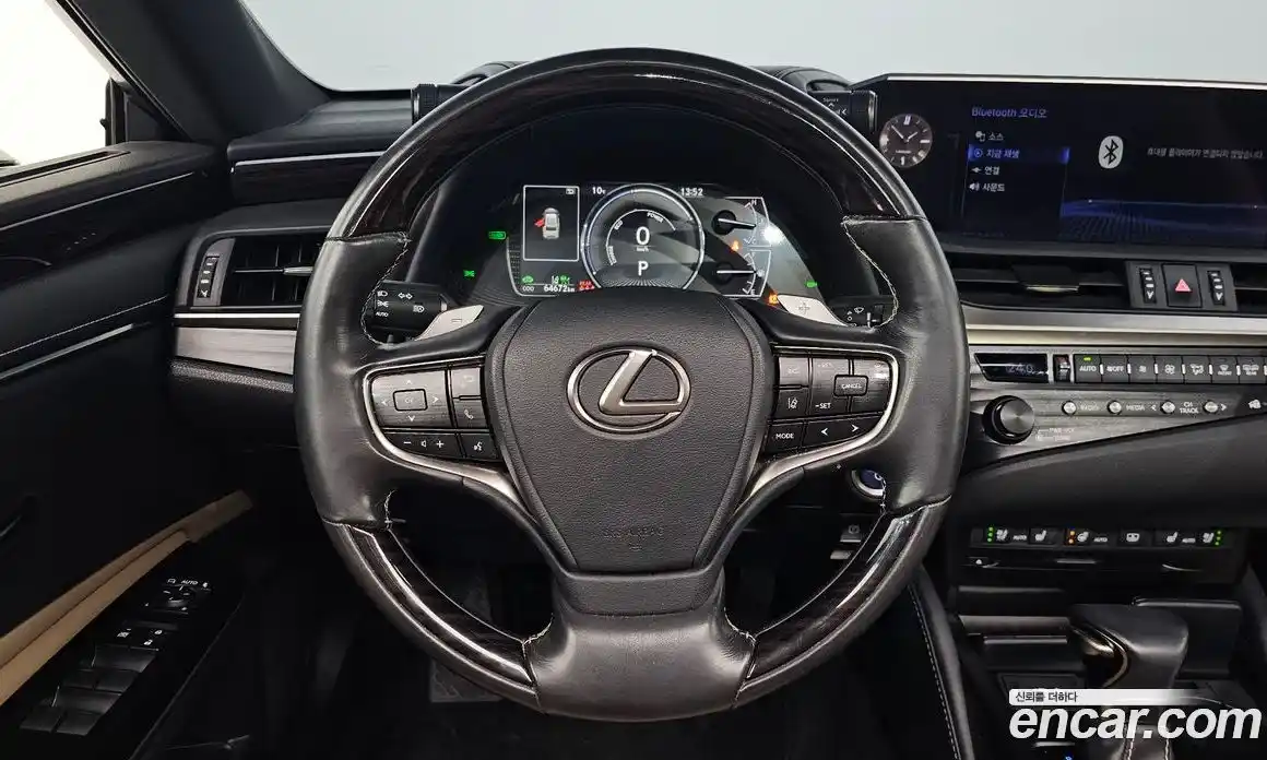 Lexus ES 2019 2.5 Автомат в Москве № 628556, фото 13