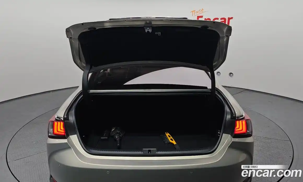 Lexus ES 2019 2.5 Автомат в Москве № 628556, фото 20