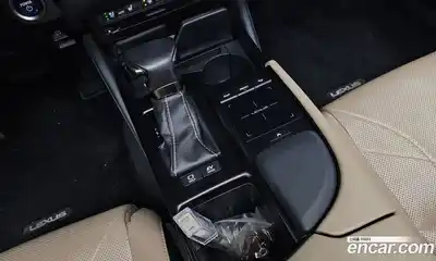 Lexus ES 2019 2.5 Автомат в Москве № 628556, миниатюра 9