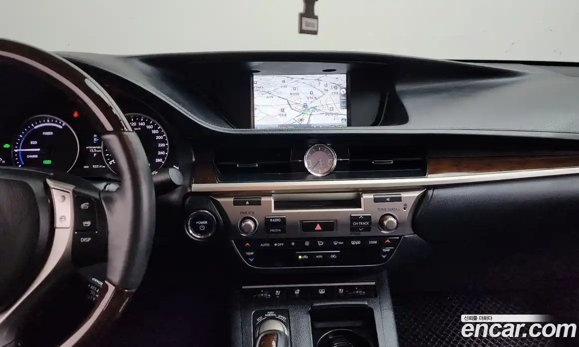 Lexus ES 2014 2.5 Автомат в Москве № 628615, фото 14