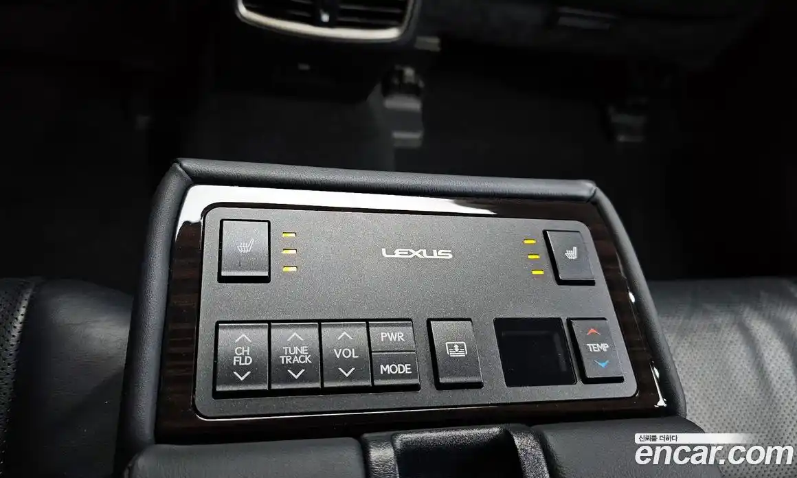 Lexus ES 2018 2.5 Автомат в Москве № 628661, фото 17