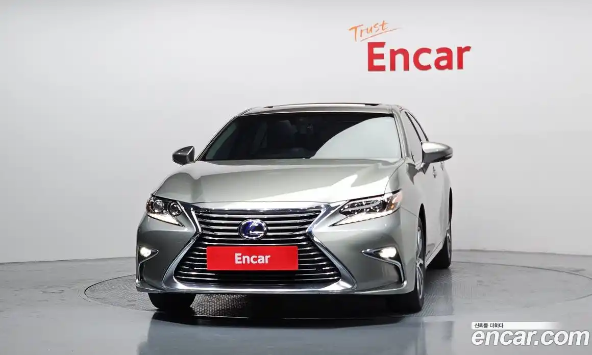 Lexus ES 2018 2.5 Автомат в Москве № 628661, фото 3