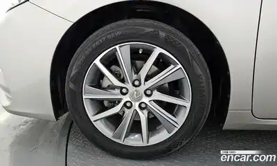 Lexus ES 2018 2.5 Автомат в Москве № 628661, миниатюра 5