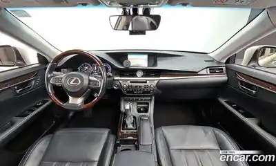 Lexus ES 2018 2.5 Автомат в Москве № 628661, миниатюра 7