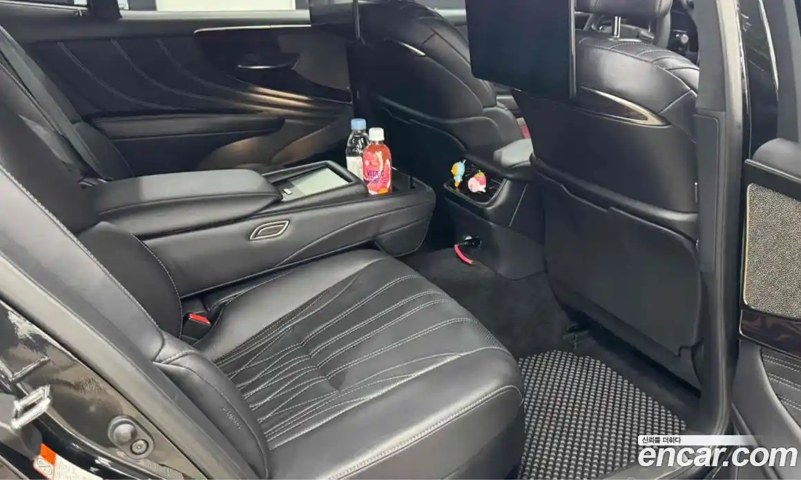 Lexus LS 2018 3.4 Автомат в Москве № 628771, фото 5